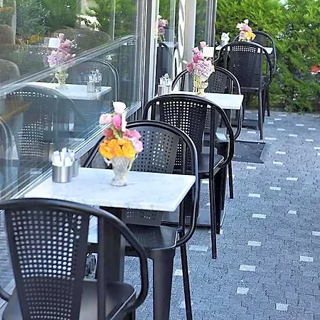 Levent Lavandula 3*