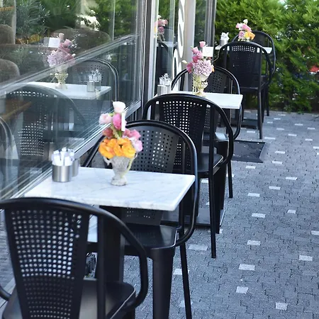 Levent Lavandula 3*